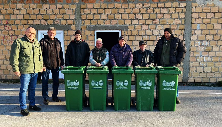 JKP "Univerzal" Alibunar: Za meštane Novog Kozjaka oprema za sakupljanje i reciklažu otpada